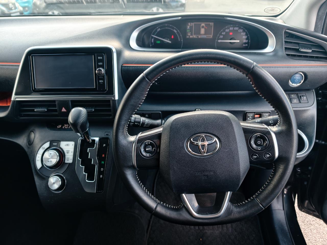 2017 Toyota SIENTA