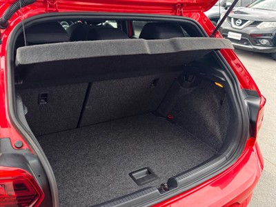 2018 Volkswagen POLO - Thumbnail
