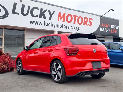2018 Volkswagen POLO - Thumbnail