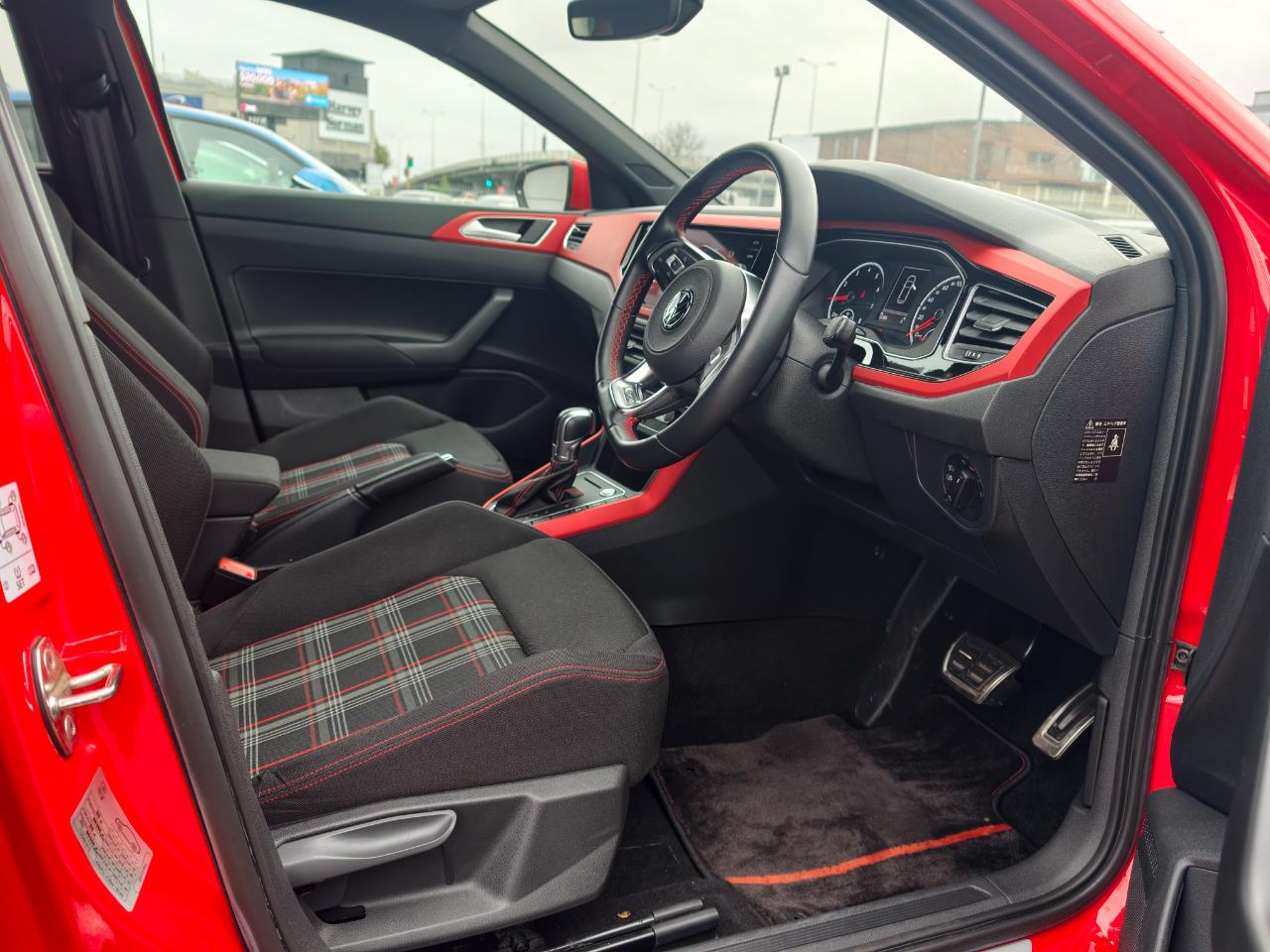 2018 Volkswagen POLO