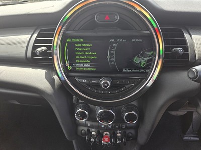 2015 Mini Cooper - Thumbnail