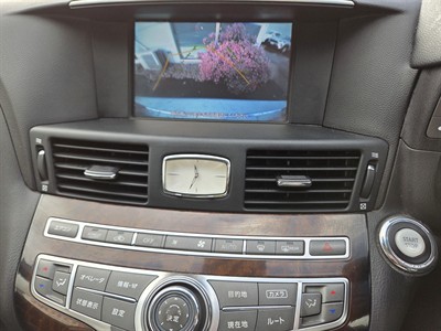 2013 Nissan FUGA - Thumbnail