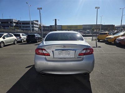 2013 Nissan FUGA - Thumbnail