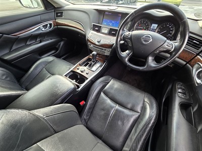 2013 Nissan FUGA - Thumbnail
