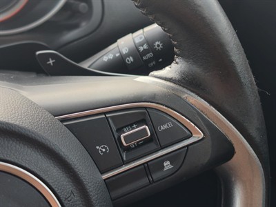 2017 Suzuki SWIFT - Thumbnail