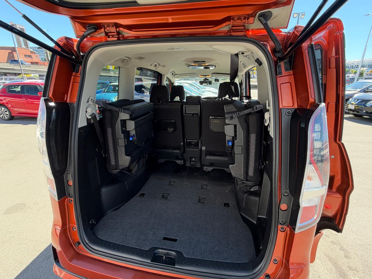 2021 Nissan Serena