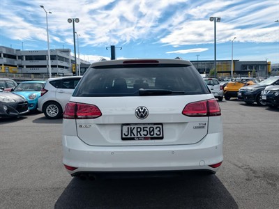2015 Volkswagen Golf - Thumbnail