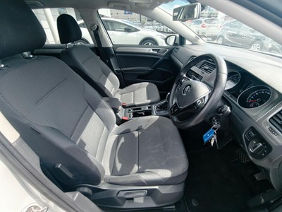 2015 Volkswagen Golf - Thumbnail
