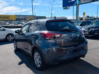 2017 Mazda Demio - Thumbnail