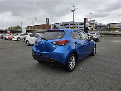 2014 Mazda Demio - Thumbnail