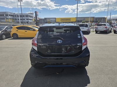 2014 Toyota Aqua - Thumbnail