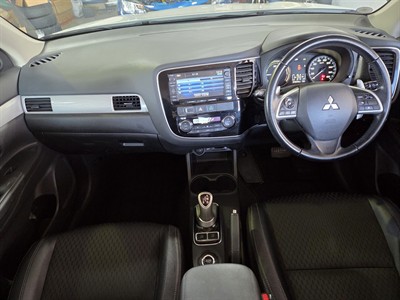 2014 Mitsubishi OUTLANDER - Thumbnail