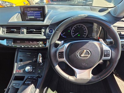 2013 Lexus CT200H - Thumbnail