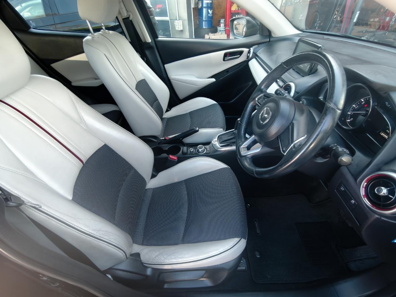 2017 Mazda Demio
