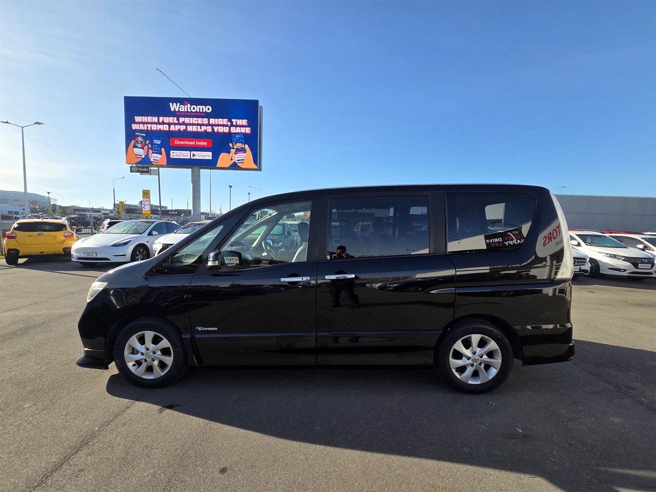 2013 Nissan Serena