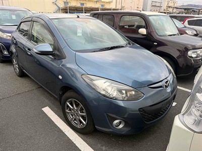 2013 Mazda Demio