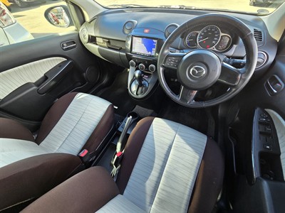 2013 Mazda Demio - Thumbnail