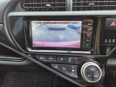 2015 Toyota Aqua - Thumbnail