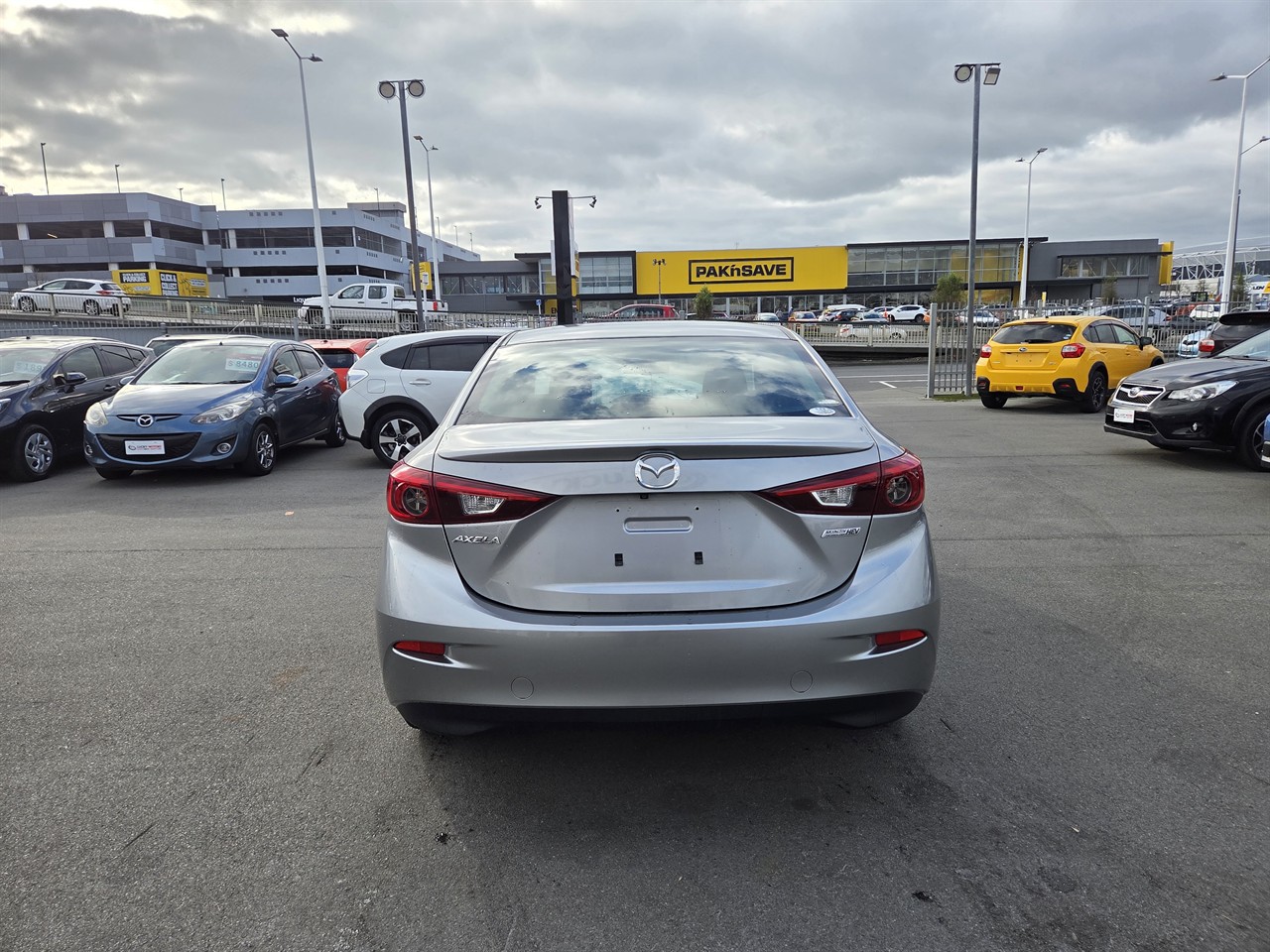 2013 Mazda AXELA