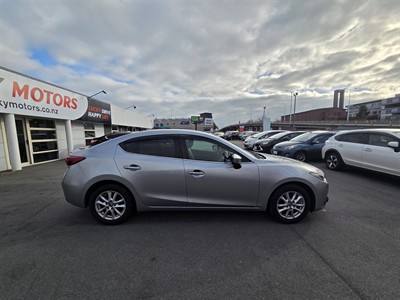 2013 Mazda AXELA - Thumbnail