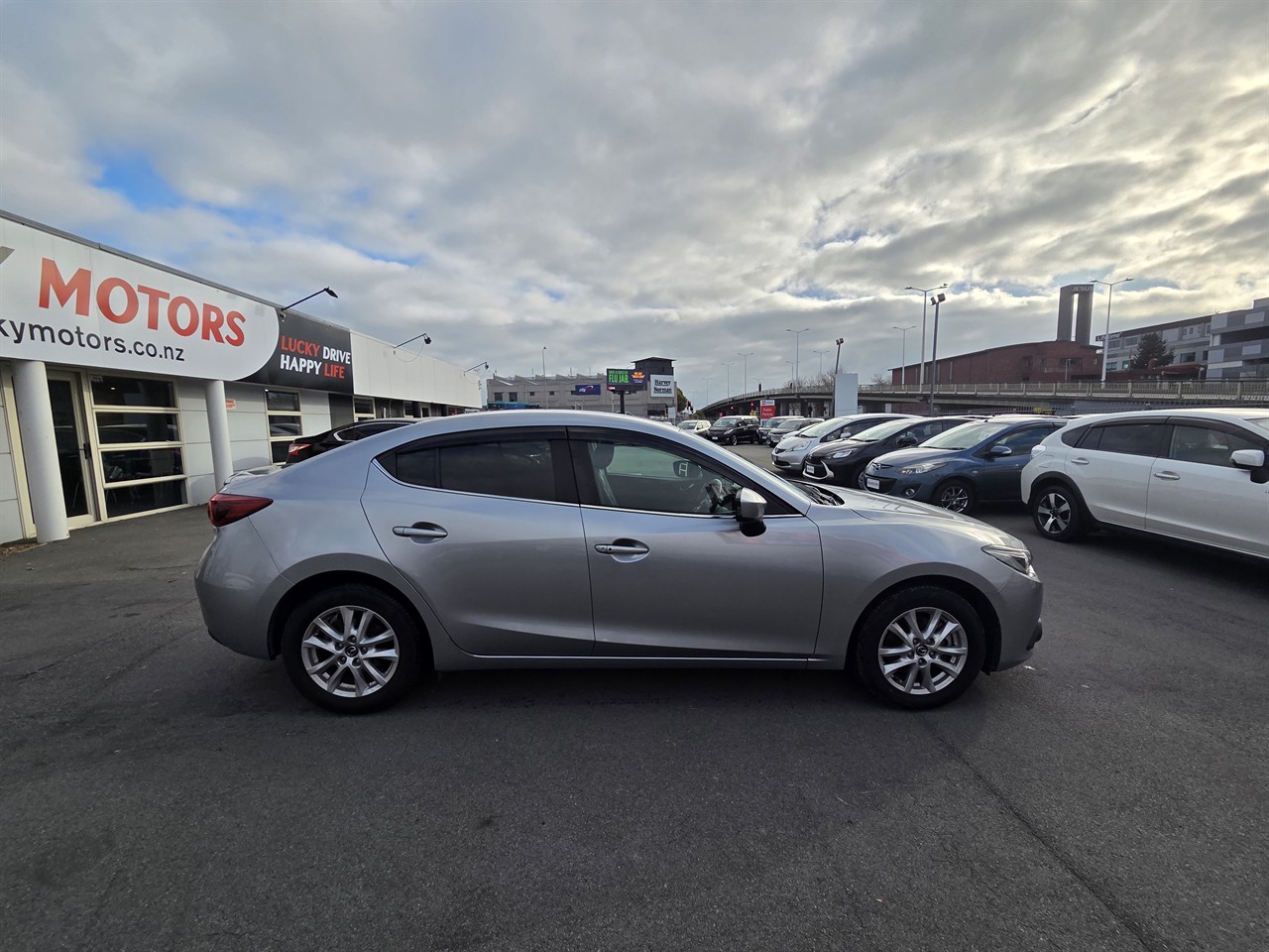 2013 Mazda AXELA