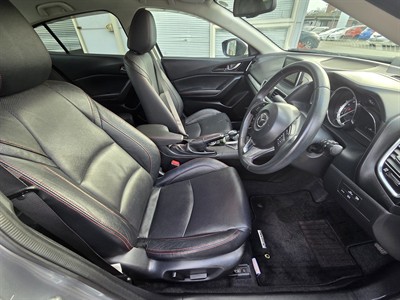 2013 Mazda AXELA - Thumbnail