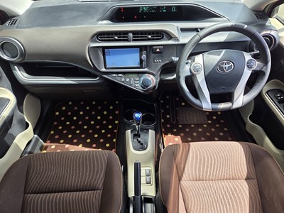 2013 Toyota Aqua - Thumbnail