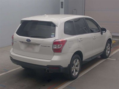 2015 Subaru FORESTER - Thumbnail