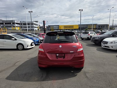 2015 Suzuki SWIFT - Thumbnail