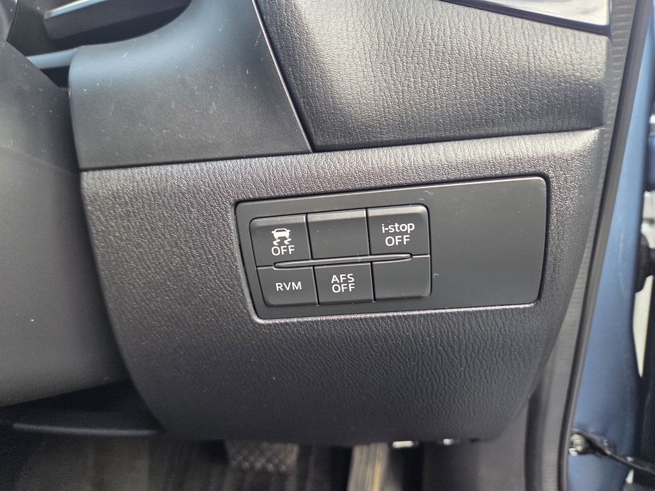 2014 Mazda AXELA