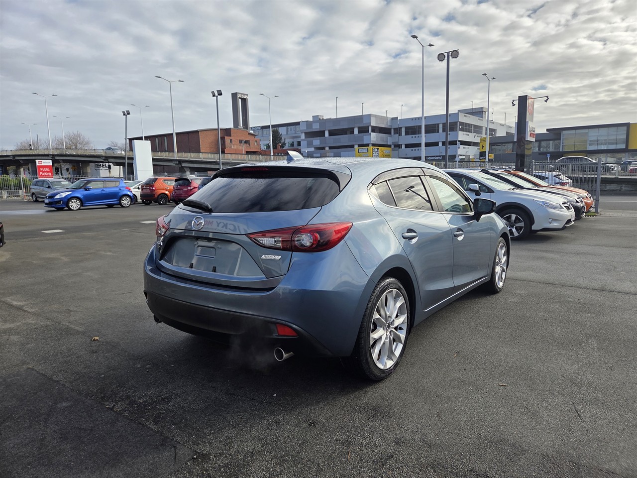 2014 Mazda AXELA