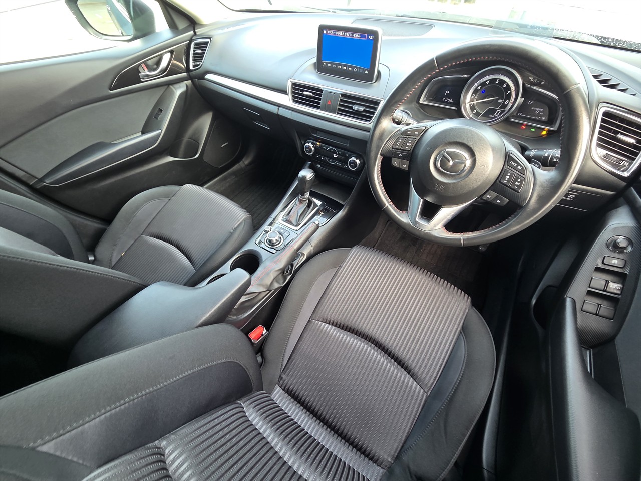 2014 Mazda AXELA