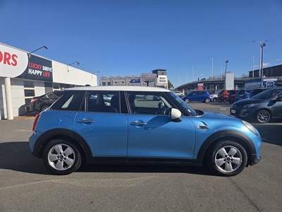 2015 Mini Cooper - Thumbnail