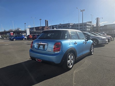 2015 Mini Cooper - Thumbnail