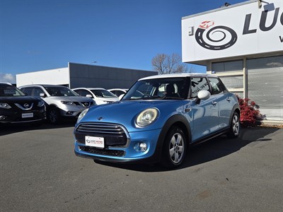 2015 Mini Cooper - Thumbnail