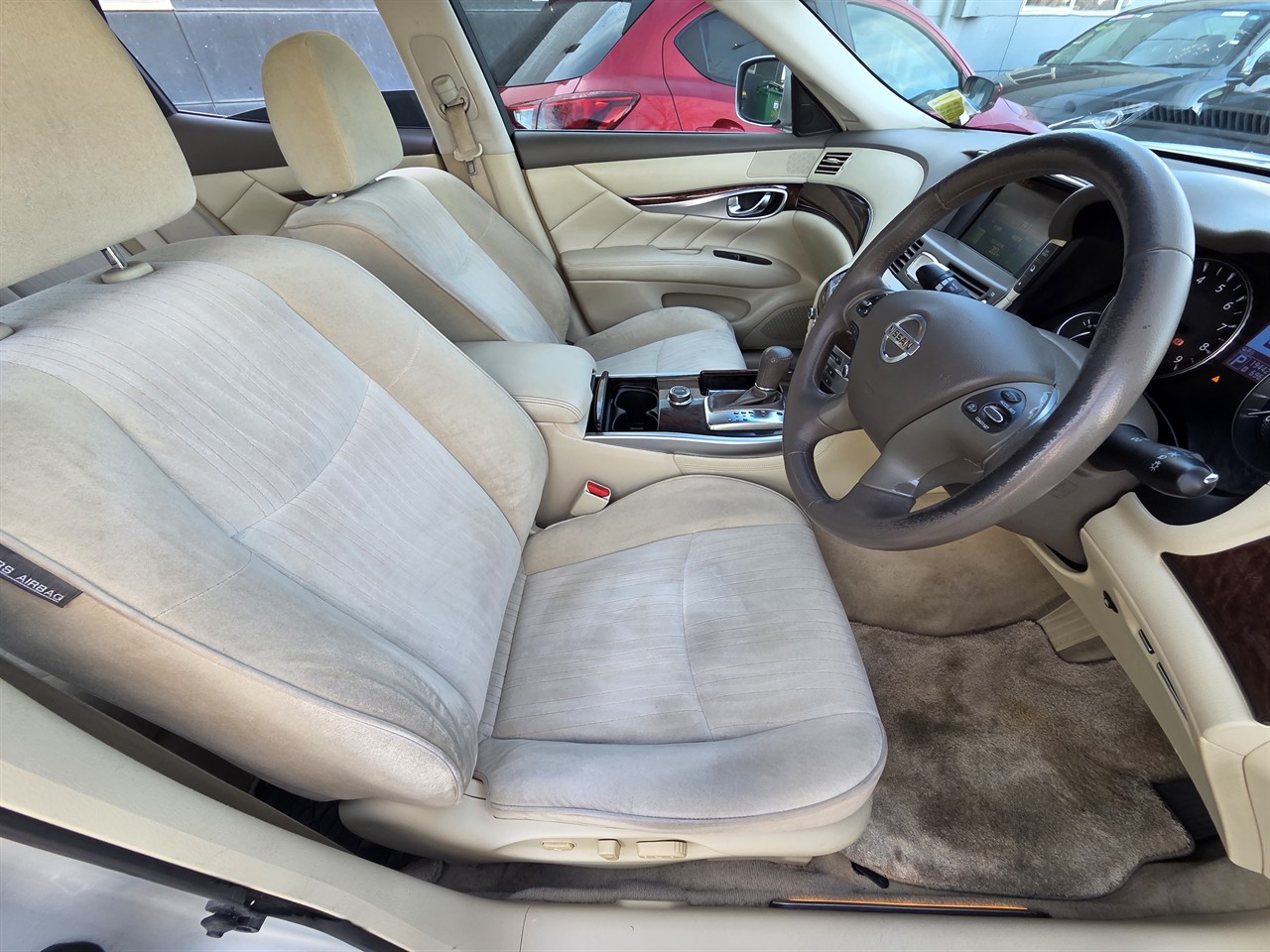 2009 Nissan FUGA