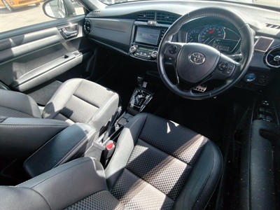 2016 Toyota Corolla - Thumbnail