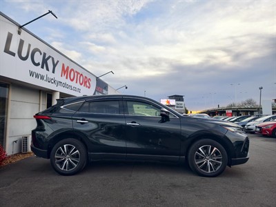 2021 Toyota Harrier - Thumbnail