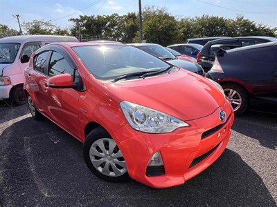 2014 Toyota Aqua - Thumbnail