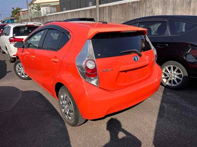2014 Toyota Aqua - Thumbnail