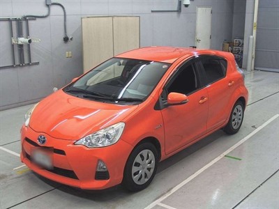 2014 Toyota Aqua - Thumbnail