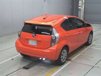 2014 Toyota Aqua - Thumbnail