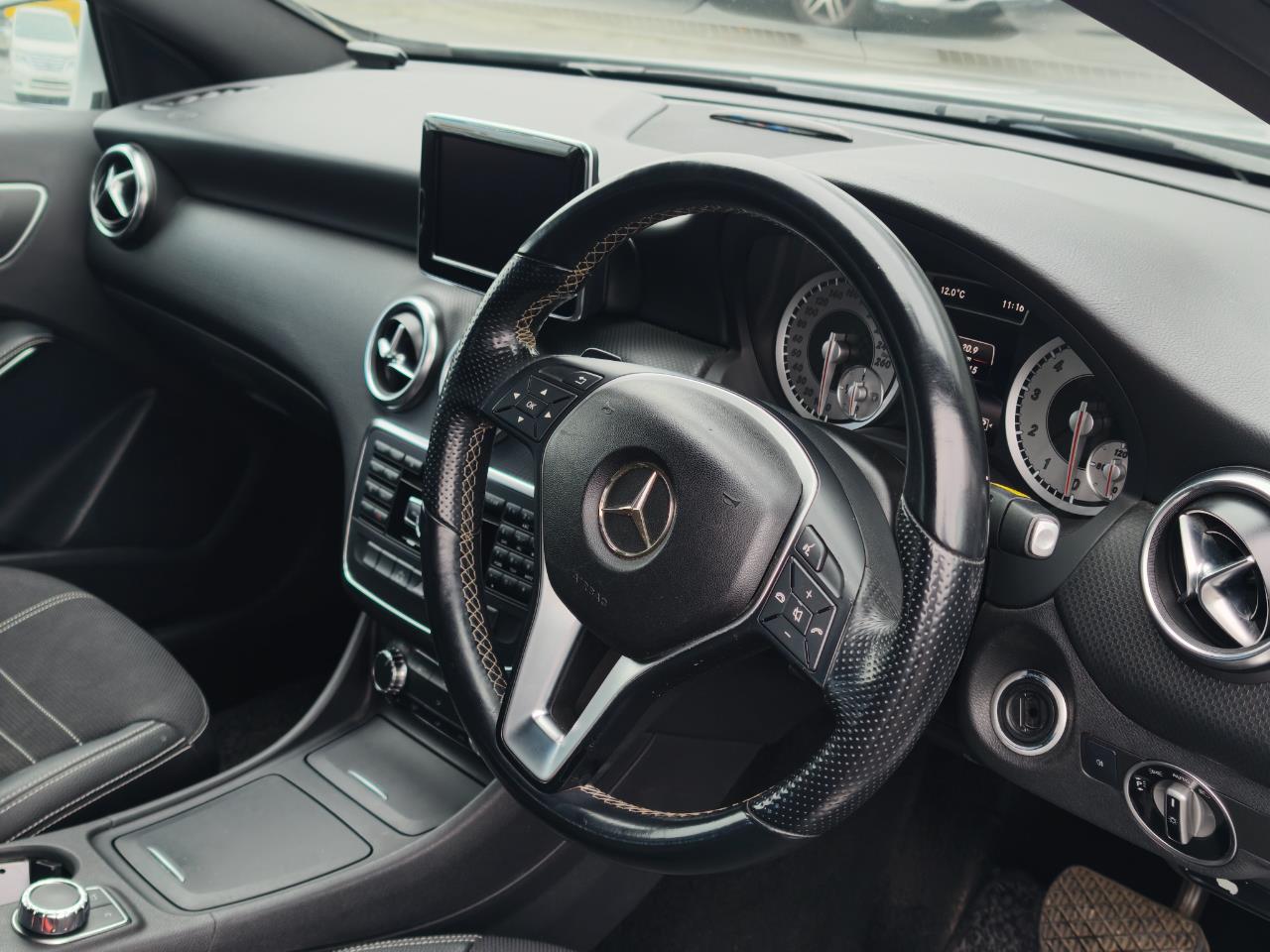 2014 Mercedes-Benz A180