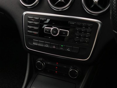 2014 Mercedes-Benz A180 - Thumbnail