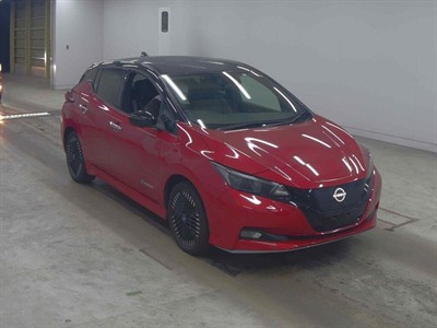 2023 Nissan LEAF - Thumbnail