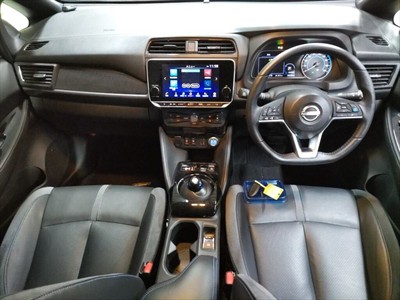 2023 Nissan LEAF - Thumbnail