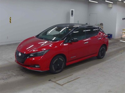 2023 Nissan LEAF - Thumbnail