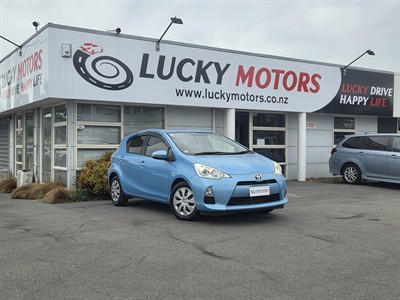 2014 Toyota Aqua - Thumbnail