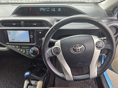 2014 Toyota Aqua - Thumbnail