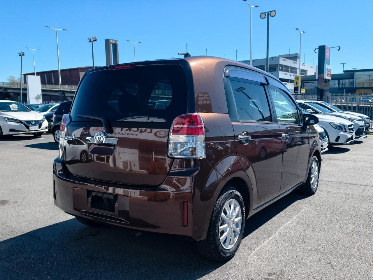 2014 Toyota Spade